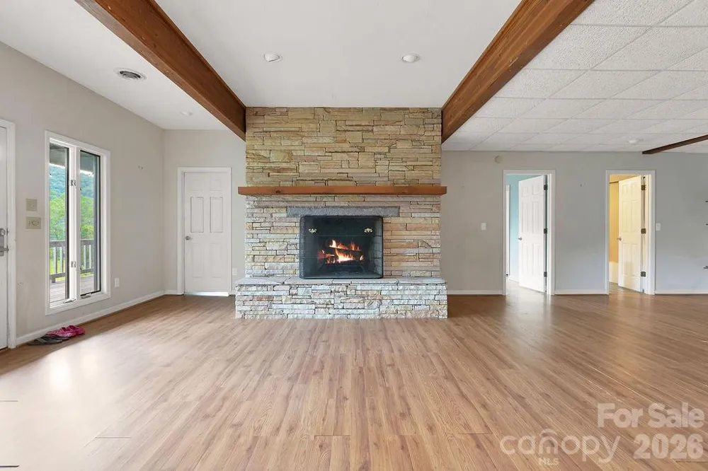 547 Windover Drive Brevard, NC 28712