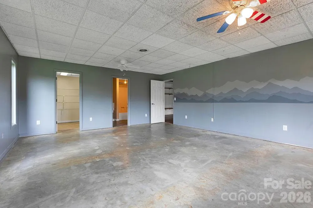 547 Windover Drive Brevard, NC 28712