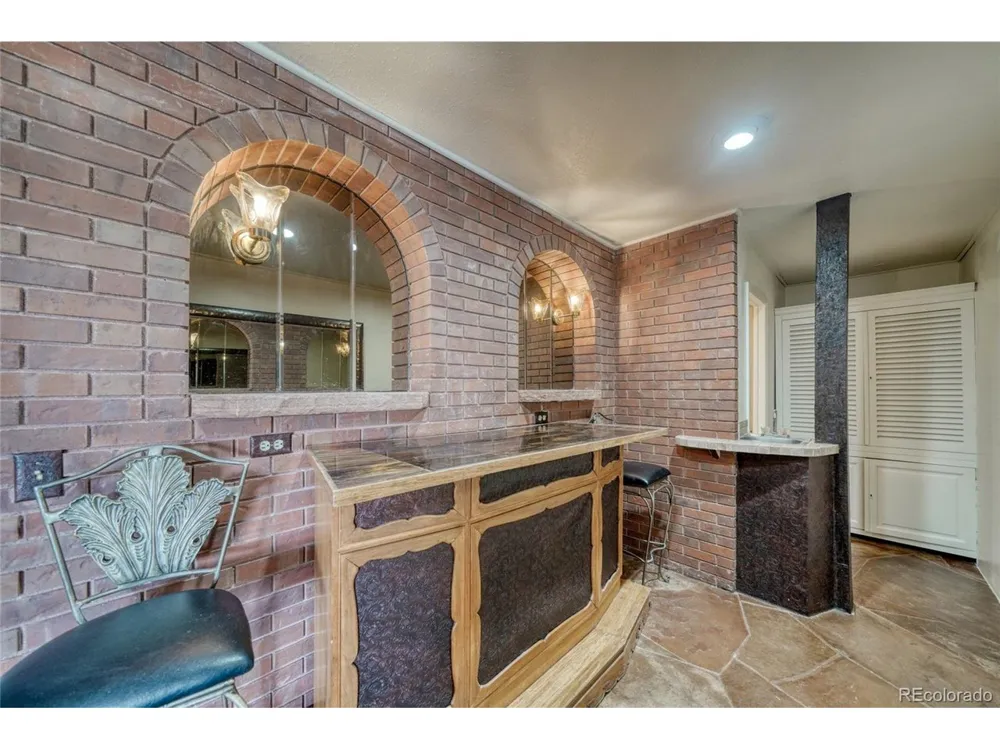 2283 CO RD 323 Westcliffe, CO 81252