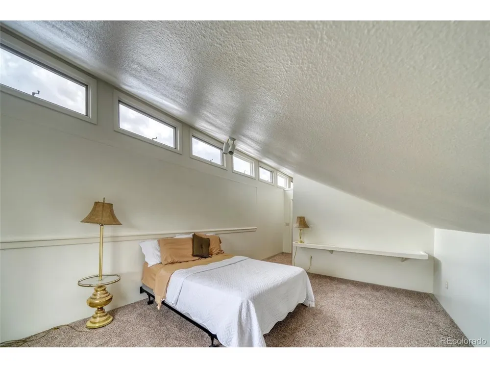 2283 CO RD 323 Westcliffe, CO 81252