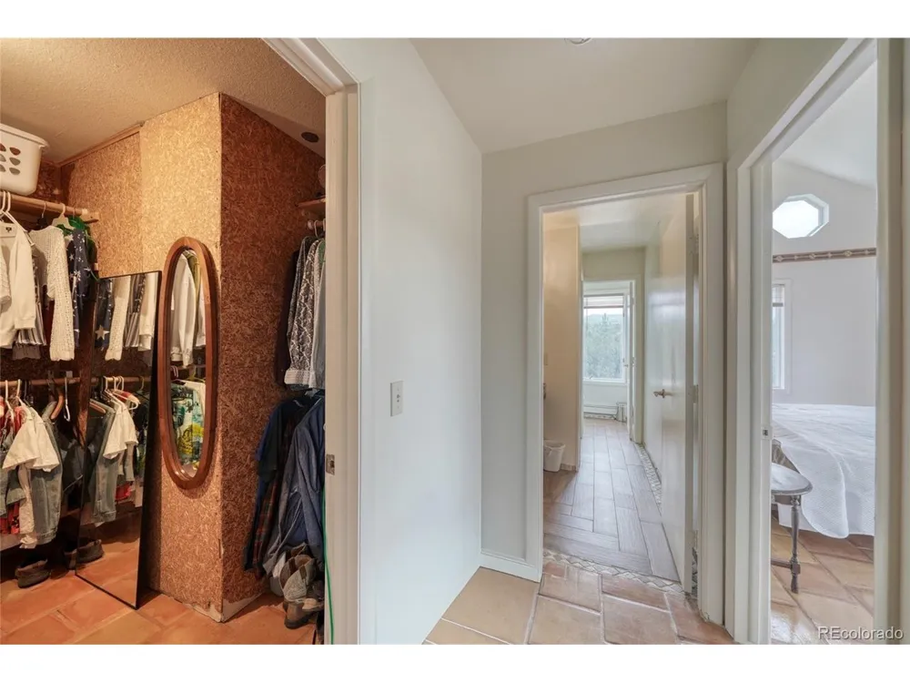 2283 CO RD 323 Westcliffe, CO 81252