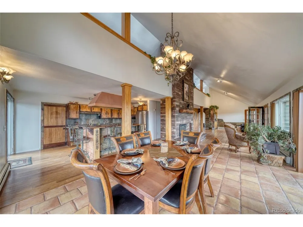 2283 CO RD 323 Westcliffe, CO 81252
