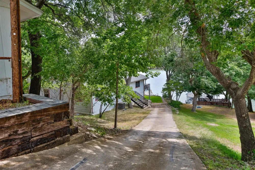 154 Parkview Gainesville, TX 76240