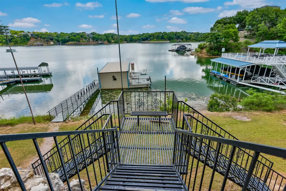 154 Parkview Gainesville, TX 76240