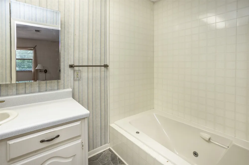 154 Parkview Gainesville, TX 76240