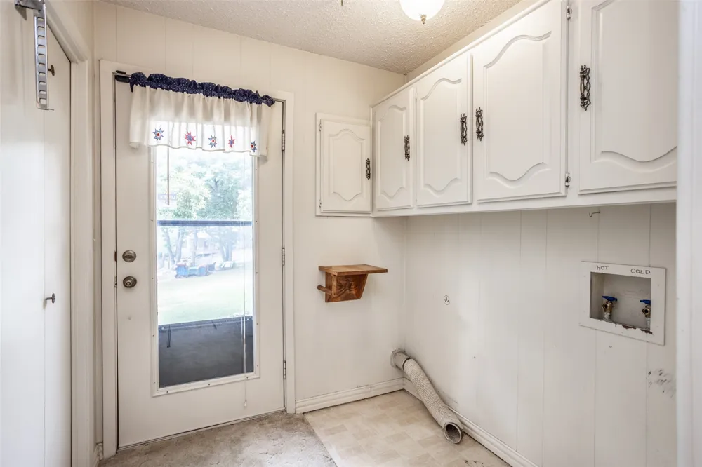154 Parkview Gainesville, TX 76240