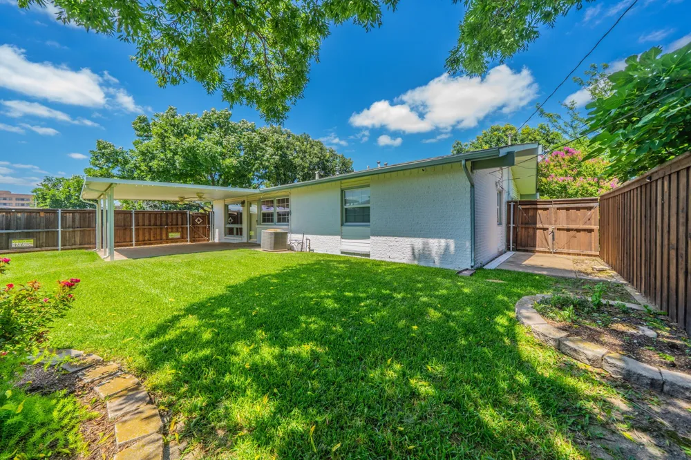 12050 High Meadow Court Dallas, TX 75234