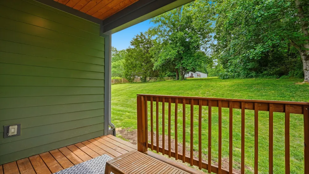 157 Lena Loop Burns, TN 37029