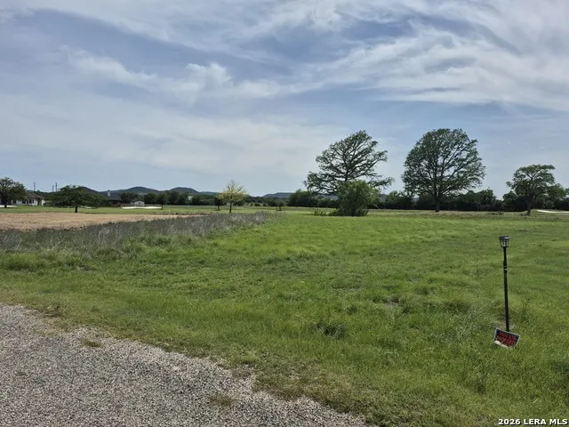 LOT 4 ANTLER CIR Bandera, TX 78003