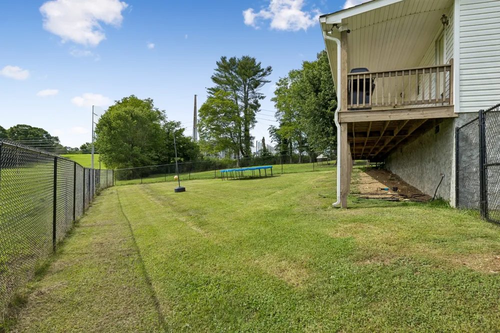 54 Hickman Hwy Gordonsville, TN 38563