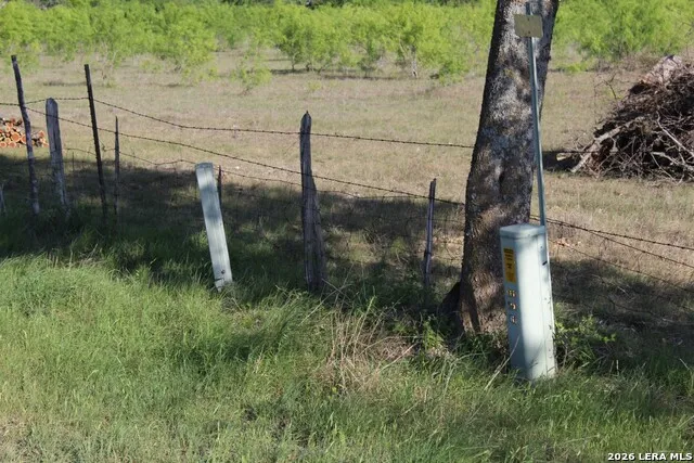 245 County Road 356 Utopia, TX 78884