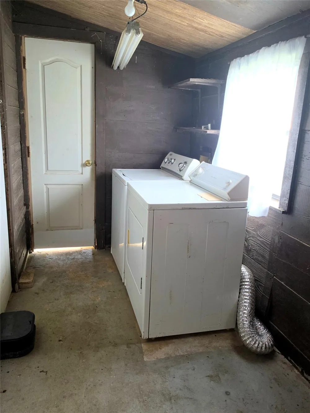 11088 Highway 97 W Highway Cost, TX 78614