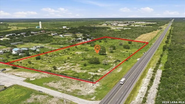 3187 HIGHWAY 72 Three Rivers, TX 78071