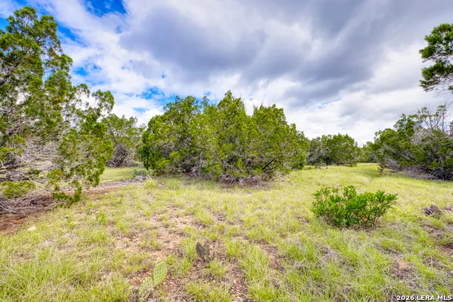 1702 Pinon Loop Camp Wood, TX 78833