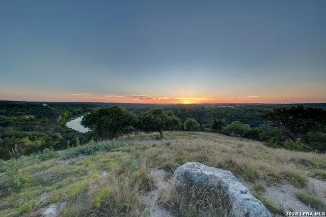 189 Cherry Springs Rd Hunt, TX 78024
