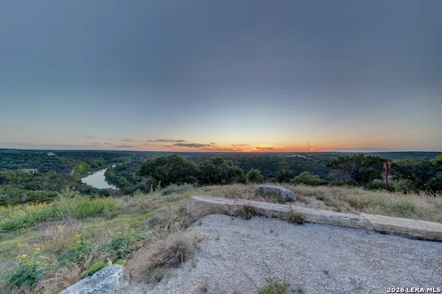 189 Cherry Springs Rd Hunt, TX 78024