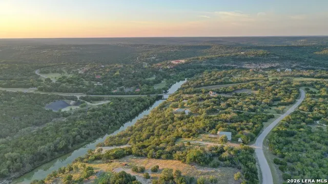 189 Cherry Springs Rd Hunt, TX 78024