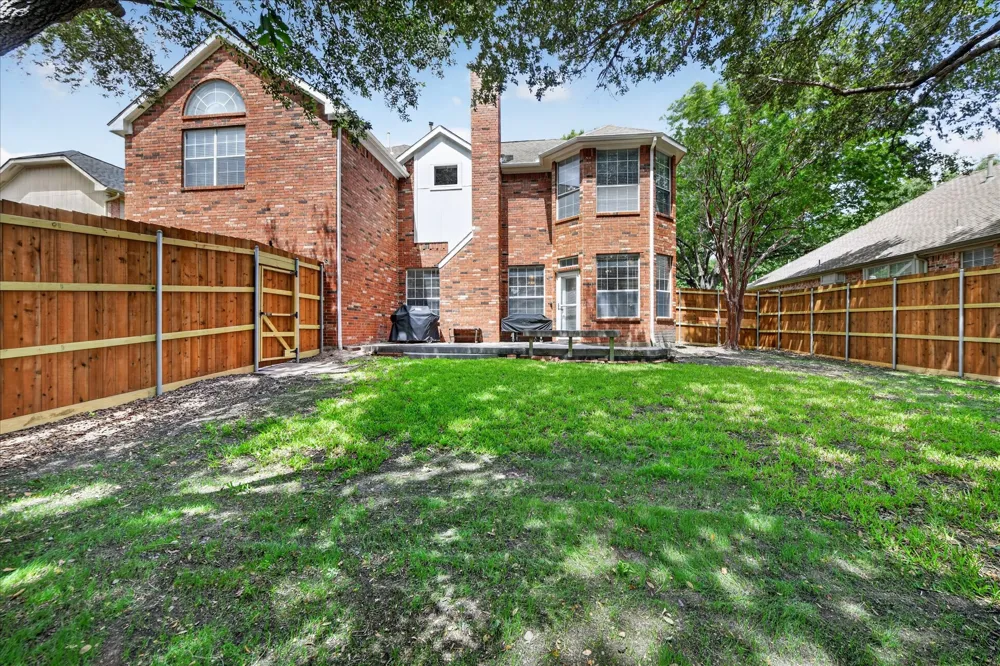 9708 Congressional Drive Plano, TX 75025