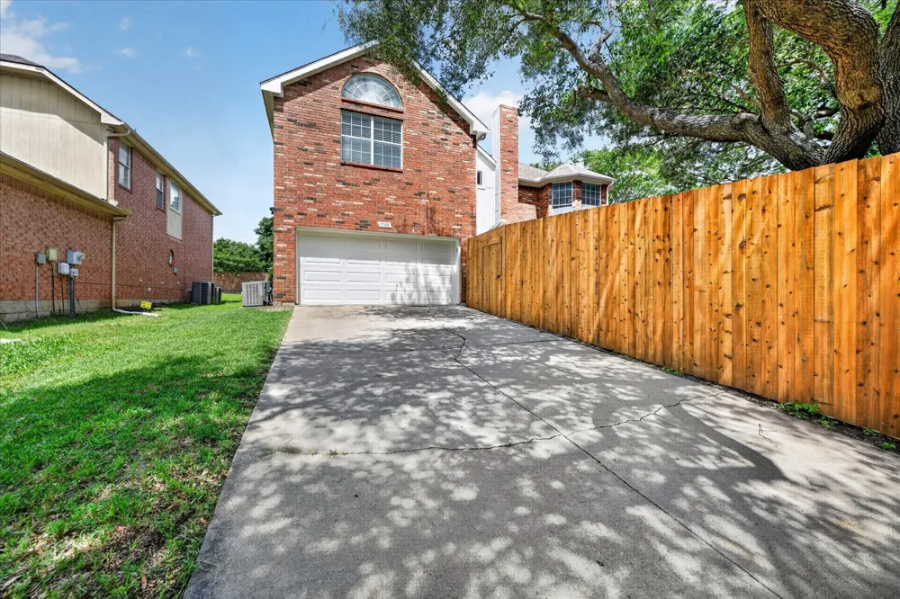 9708 Congressional Drive Plano, TX 75025