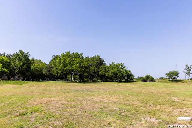 129 Old Ingram Loop Ingram, TX 78025