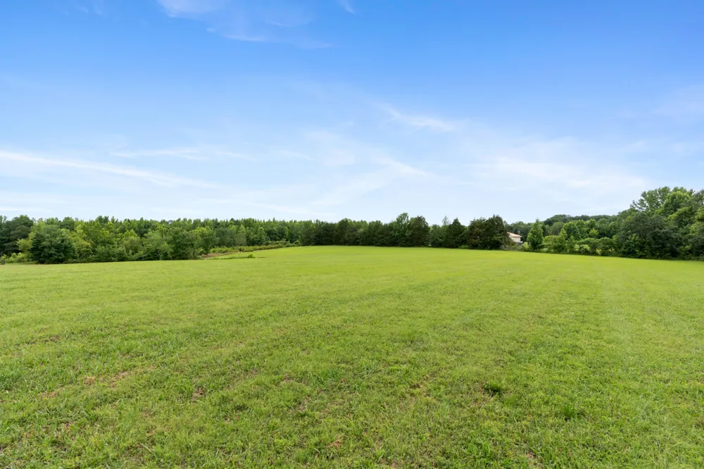 4602 Washington Rd Greenbrier, TN 37073