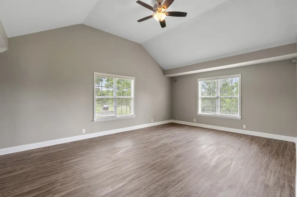 4602 Washington Rd Greenbrier, TN 37073