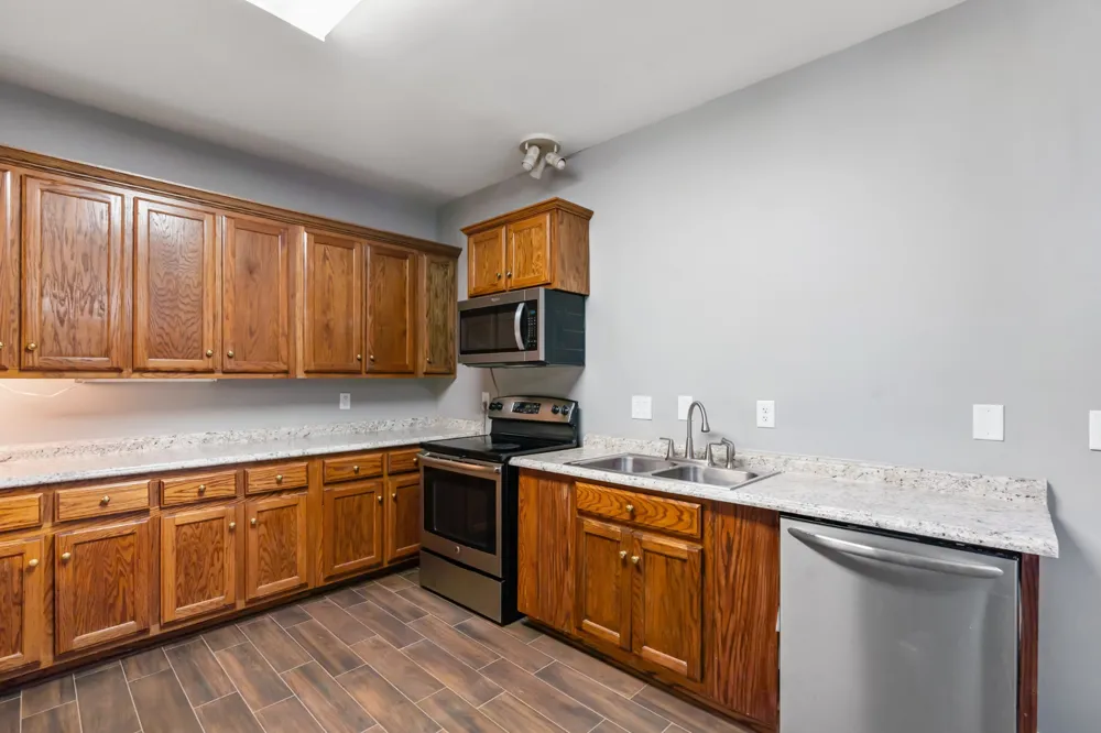 4602 Washington Rd Greenbrier, TN 37073