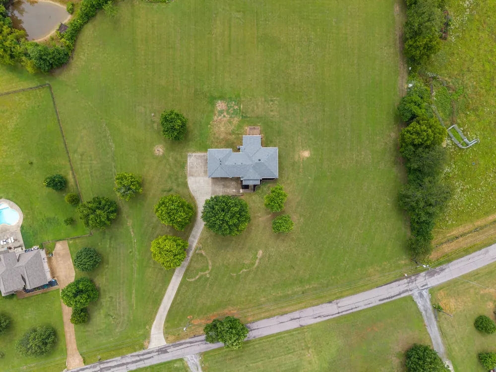 4602 Washington Rd Greenbrier, TN 37073
