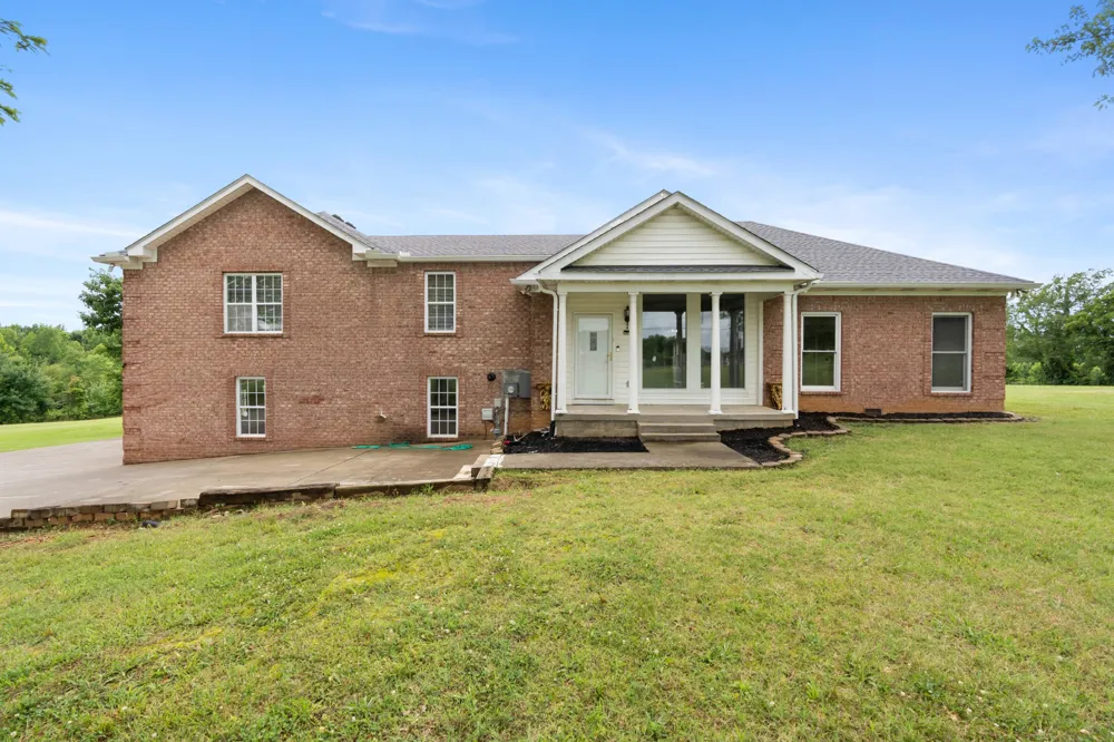 4602 Washington Rd Greenbrier, TN 37073