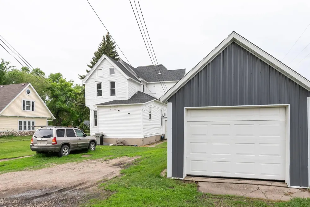 232 3rd Avenue Mayville, ND 58257