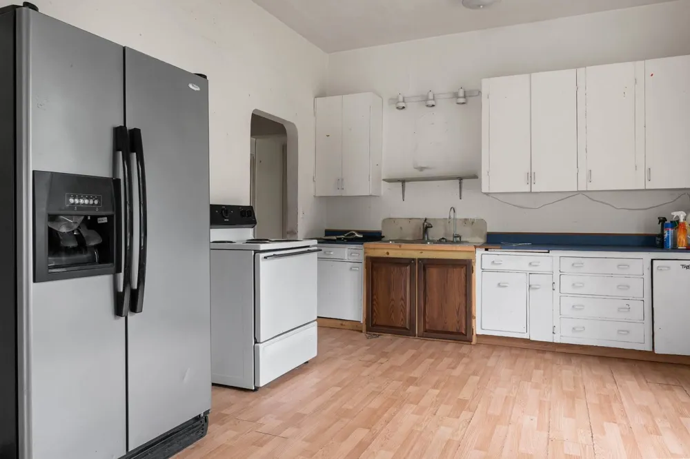232 3rd Avenue Mayville, ND 58257