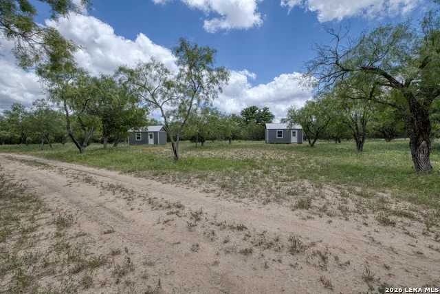 00 Cr 393 Camp Wood, TX 78833
