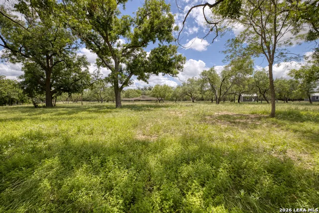 00 Cr 393 Camp Wood, TX 78833