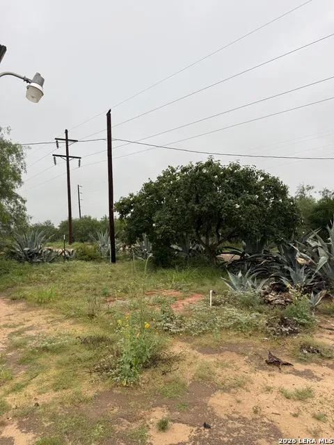 512 COMMUNITY RD