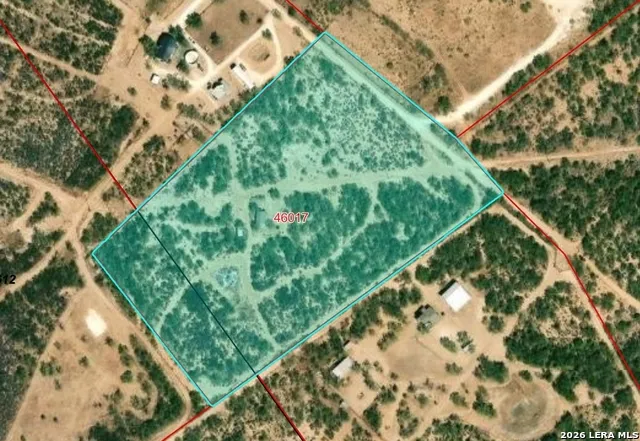 512 COMMUNITY RD Carrizo Springs, TX 78834