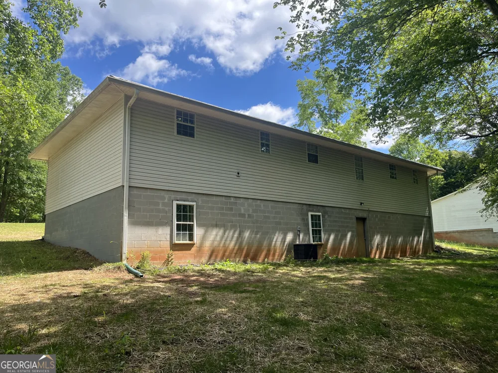 193 Glory LN Mount Airy, GA 30563