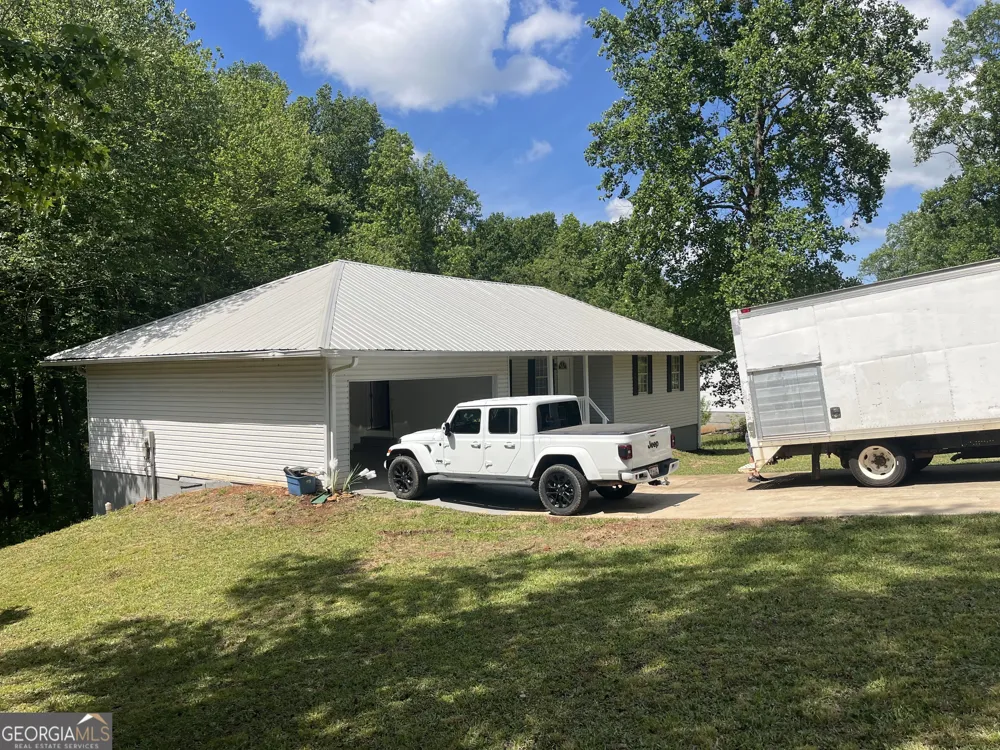 193 Glory LN Mount Airy, GA 30563
