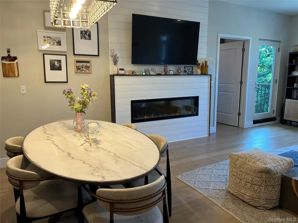 30 Beekman Street #213 Beacon, NY 12508