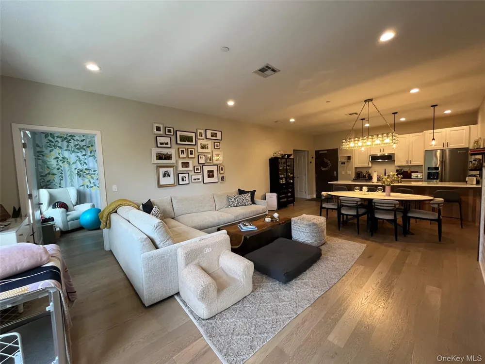 30 Beekman Street #213 Beacon, NY 12508