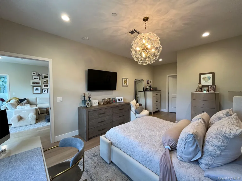 30 Beekman Street #213 Beacon, NY 12508