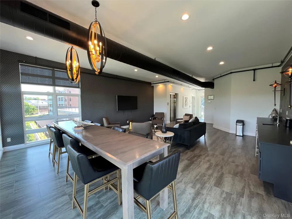 30 Beekman Street #213 Beacon, NY 12508