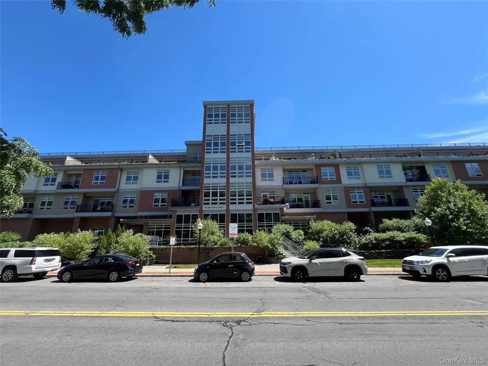 30 Beekman Street #213 Beacon, NY 12508