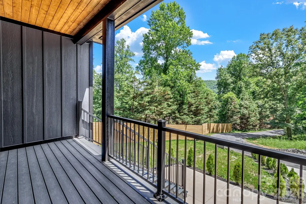 63 Winding Ridge Road Fairview, NC 28730