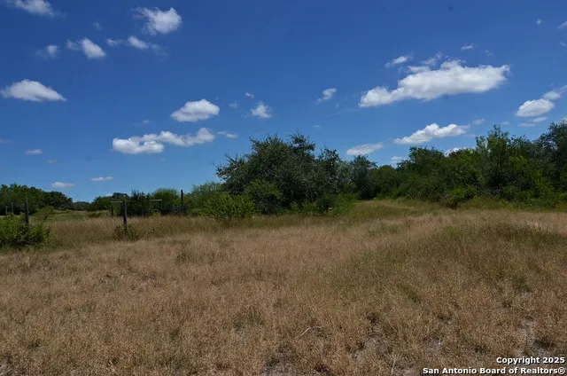 1641 Charco Beeville, TX 78102