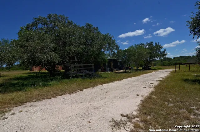 1641 Charco Beeville, TX 78102