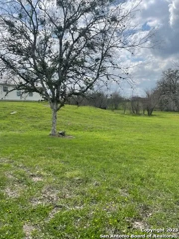 701 Terry St Cuero, TX 77954