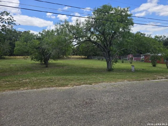 701 Terry St Cuero, TX 77954
