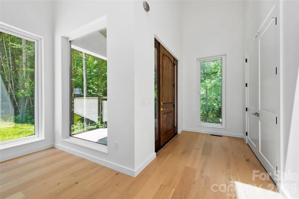 23 Early Spring Way Leicester, NC 28748