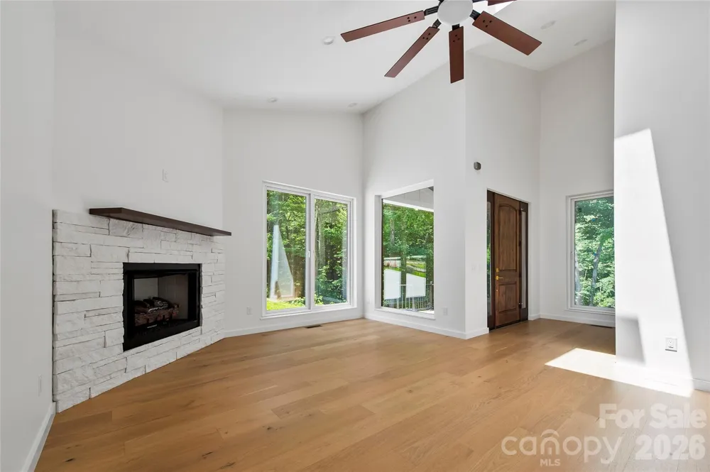 23 Early Spring Way Leicester, NC 28748