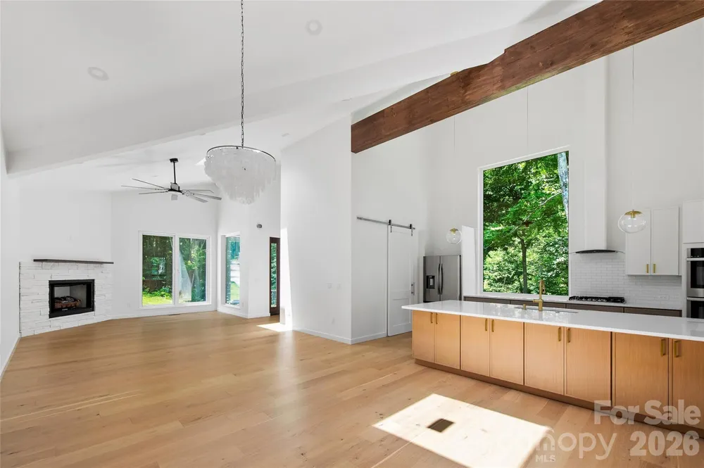 23 Early Spring Way Leicester, NC 28748